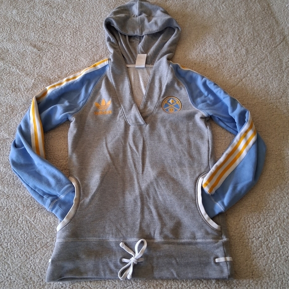 Adidas Denver Nuggets Gray Hoodie with Logo Detail